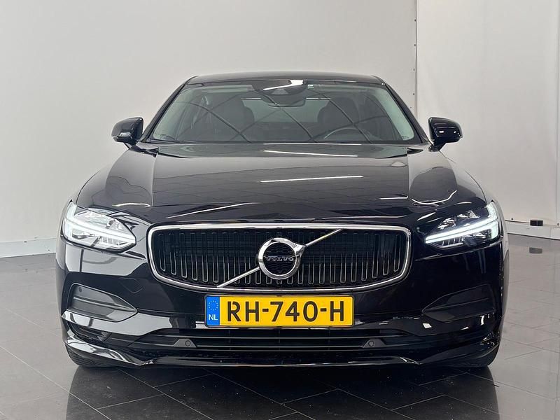 Occasion Volvo S90 Momentum 2017 Zwart Sedan
