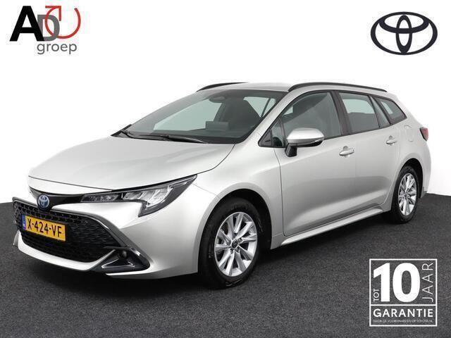 Grijs Gebruikt 2024 Toyota Corolla Active Stationwagen | € 29.950 (Eerlijke prijs) - Afbeelding 1/4