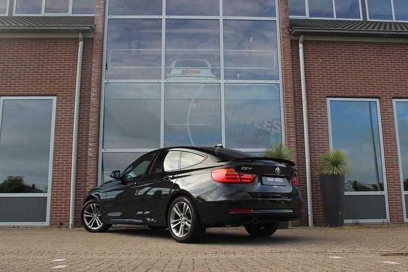 Occasion BMW 320 Gran Turismo Executive 184 PK (135 kW) 2014 Zwart Hatchback