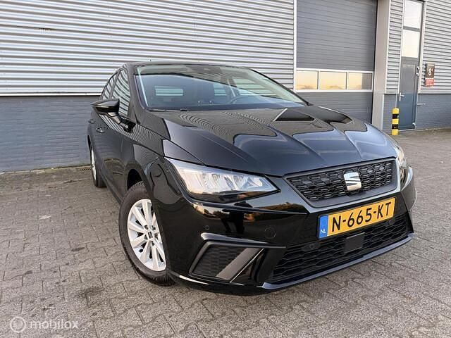 Occasion Seat Ibiza Business 95 PK (69 kW) 2021 Zwart Hatchback