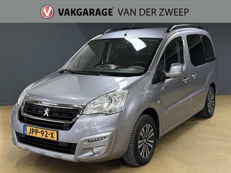 Grijs Occasion 2017 Peugeot Partner Tepee Active MPV | € 9.950 (Eerlijke prijs) - Afbeelding 1/4