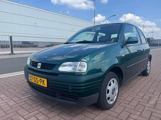 Groen Gebruikt 1999 Seat Arosa Stella Hatchback | € 1.499 (Eerlijke prijs) - Afbeelding 1/4