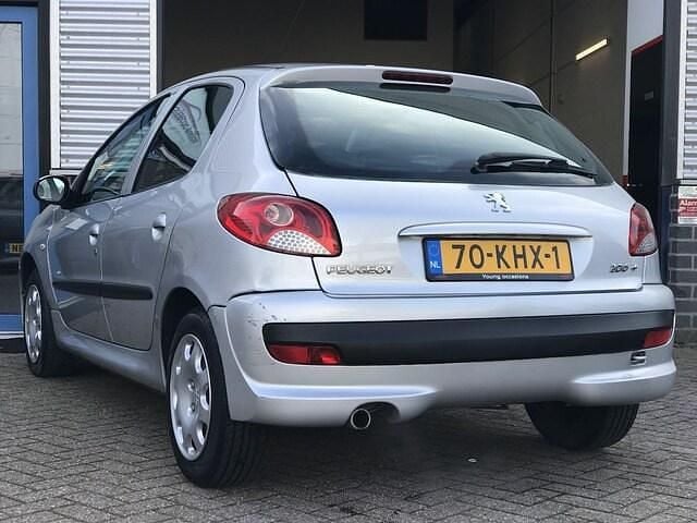 Occasion Peugeot 206 2010 Grijs Hatchback