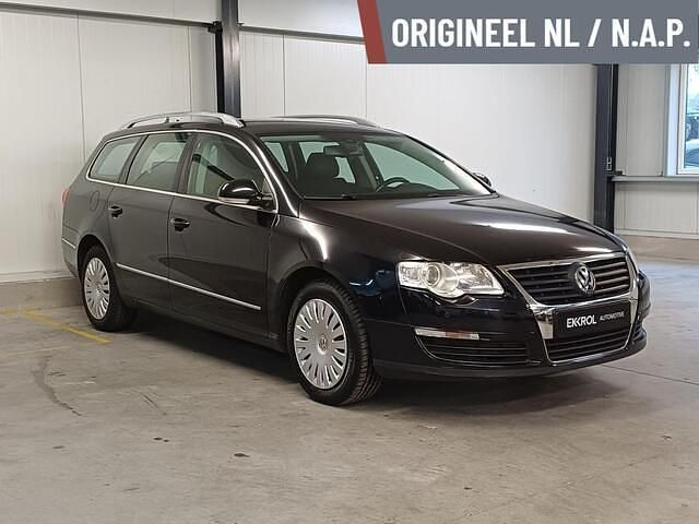 Zwart (metallic) Gebruikt 2007 VW Passat Comfortline Stationwagen | € 6.950 (Duur) - Afbeelding 1/3