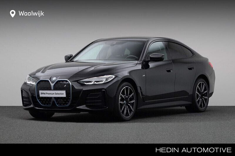 Zwart, metallic lak Gebruikt 2023 BMW i4 Shadowline Sedan | € 43.880 (Super prijs) - Afbeelding 1/4