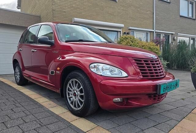 Occasion Chrysler PT Cruiser 141 PK (103 kW) 2002 Rood Hatchback