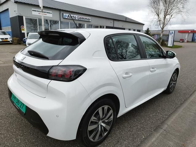 Occasion Peugeot 208 Business-Line 101 PK (74 kW) 2021 Wit Hatchback