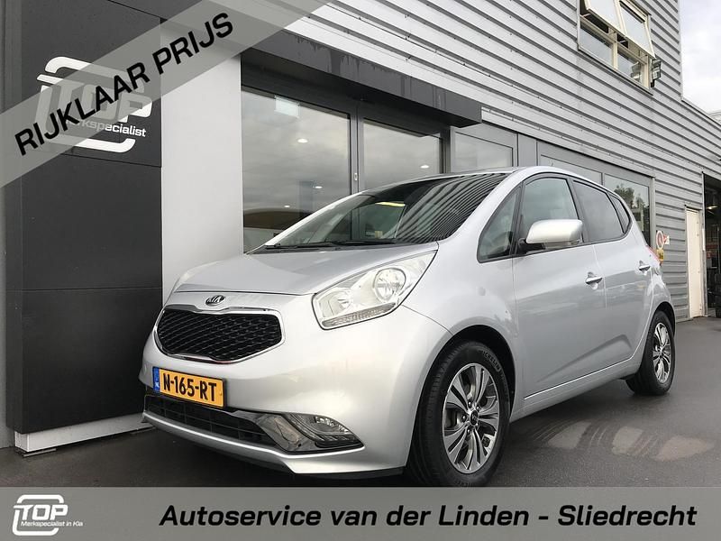 Grijs Gebruikt 2018 Kia Venga Hatchback | € 16.350 (Iets duurder) - Afbeelding 1/4