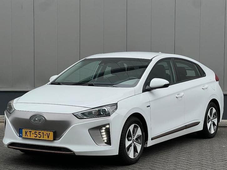Occasion 2016 Hyundai Ioniq Comfort Hatchback | € 8.995 - Afbeelding 1/4