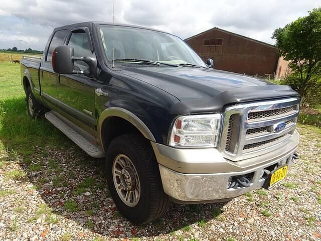 Groen Gebruikt 2005 Ford F250 Pickup | € 15.950 - Afbeelding 1/4