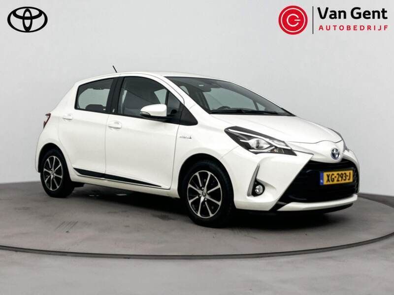 Wit Gebruikt 2018 Toyota Yaris Design Hatchback | € 12.999 (Eerlijke prijs) - Afbeelding 1/4
