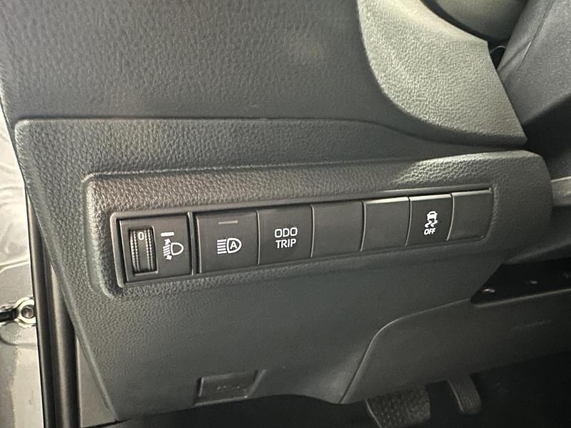 Occasion Toyota Corolla Hybrid Plus 140 PK (102 kW) 2025 Ash grey metallic (grijs metallic) Hatchback