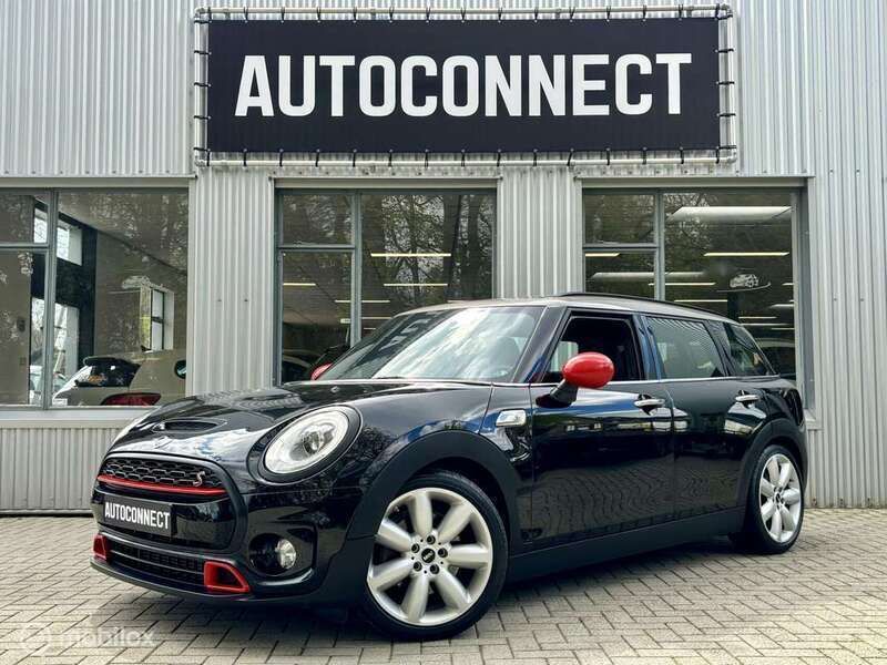 Zwart Gebruikt 2017 Mini Cooper S Clubman Stationwagen | € 18.400 (Goede deal) - Afbeelding 1/4