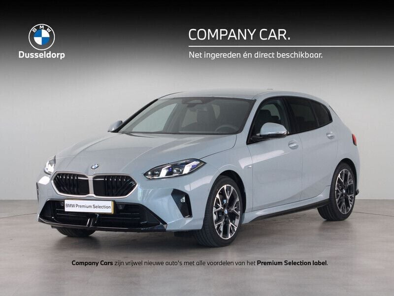 Grijs Gebruikt 2025 BMW 120 M Sport Hatchback | € 42.950 (Goede deal) - Afbeelding 1/4