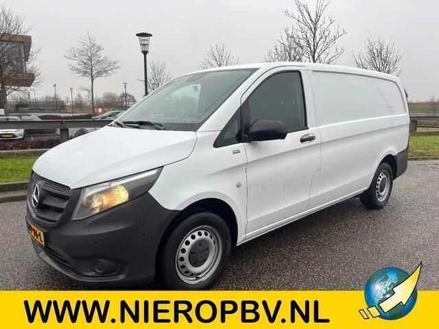 Occasion Mercedes Vito 163 PK (119 kW) 2022 Wit Van
