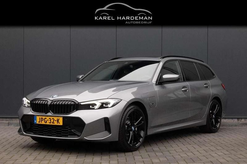 Occasion BMW 330e M Sport 292 PK (214 kW) 2023 Grijs (metallic) Stationwagen