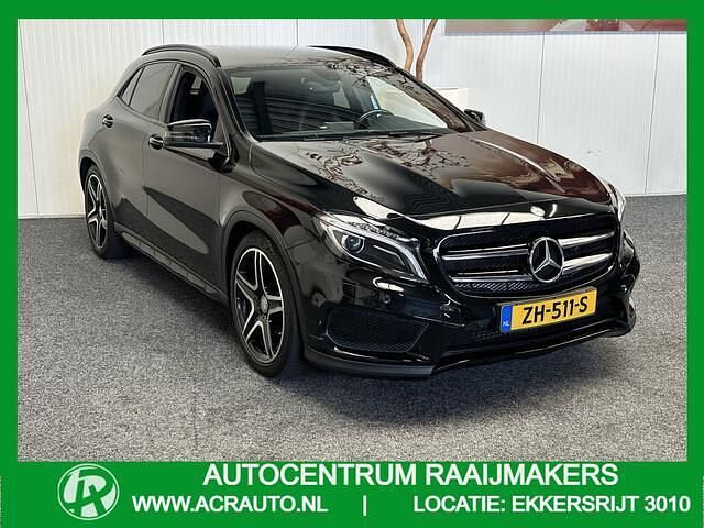 Zwart Gebruikt 2014 Mercedes GLA200 Edition 1 SUV | € 18.440 (Eerlijke prijs) - Afbeelding 1/4
