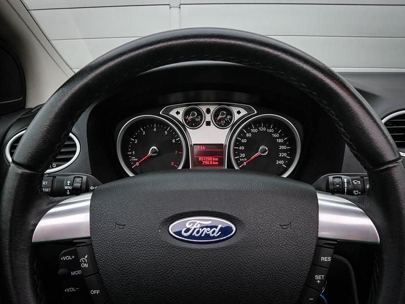 Occasion Ford Focus Titanium 146 PK (107 kW) 2009 Zwart (metallic) Cabriolet