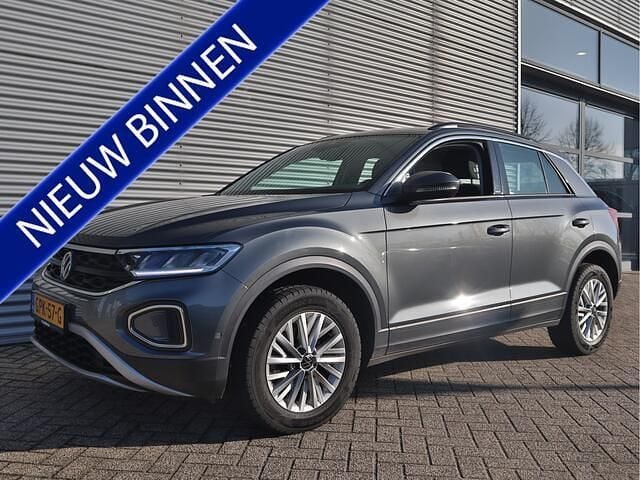 Grijs (metallic) Occasion 2023 VW T-Roc Business SUV | € 27.945 (Super prijs) - Afbeelding 1/4