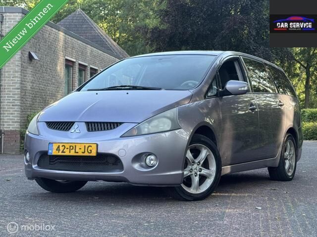 Rood Gebruikt 2004 Mitsubishi Grandis Invite MPV | € 2.999 (Eerlijke prijs) - Afbeelding 1/4