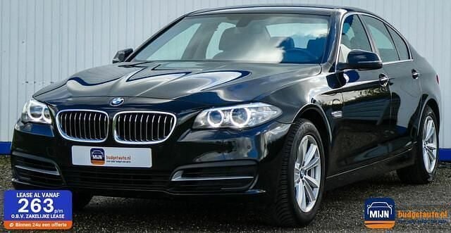 Zwart, metallic lak Gebruikt 2015 BMW 520 Executive Sedan | € 16.250 (Eerlijke prijs) - Afbeelding 1/4