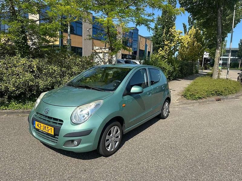 Groen Gebruikt 2009 Suzuki Alto Exclusive Hatchback | € 3.000 (Eerlijke prijs) - Afbeelding 1/4