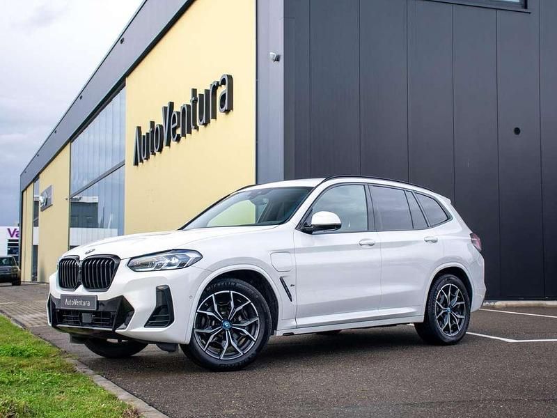 Wit Occasion 2023 BMW X3 M Sport SUV | € 52.950 (Eerlijke prijs) - Afbeelding 1/4