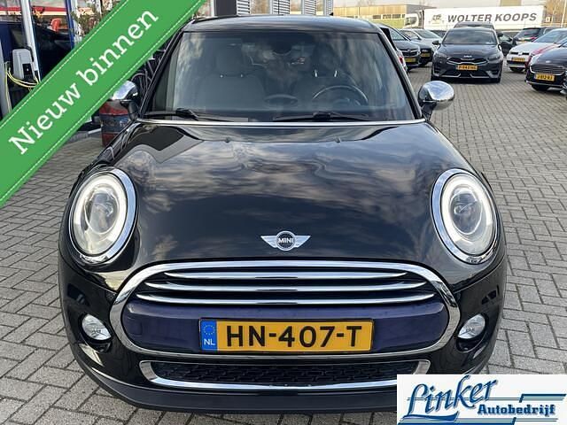 Occasion Mini Cooper Business 136 PK (100 kW) 2015 Zwart (metallic) Hatchback