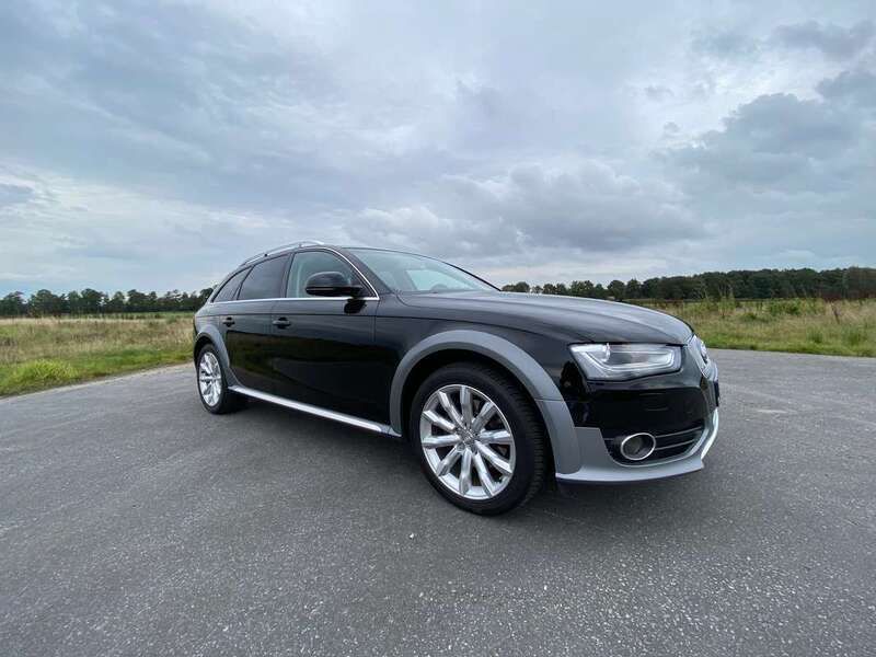 Zwart Gebruikt 2012 Audi A4 Allroad Proline Stationwagen | € 16.500 - Afbeelding 1/4