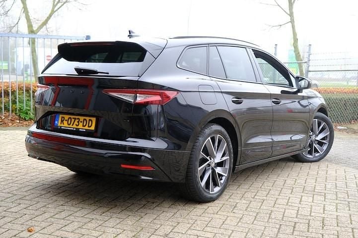 Occasion Skoda Enyaq iV SportLine 150 kW (204 PK) 2022 Zwart SUV