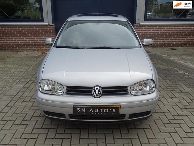 Grijs Gebruikt 1999 VW Golf IV Highline | € 1.950 (Goede deal) - Afbeelding 1/4