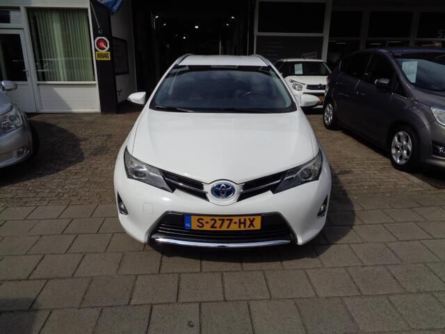 Occasion Toyota Auris 99 PK (72 kW) 2015 Wit Hatchback