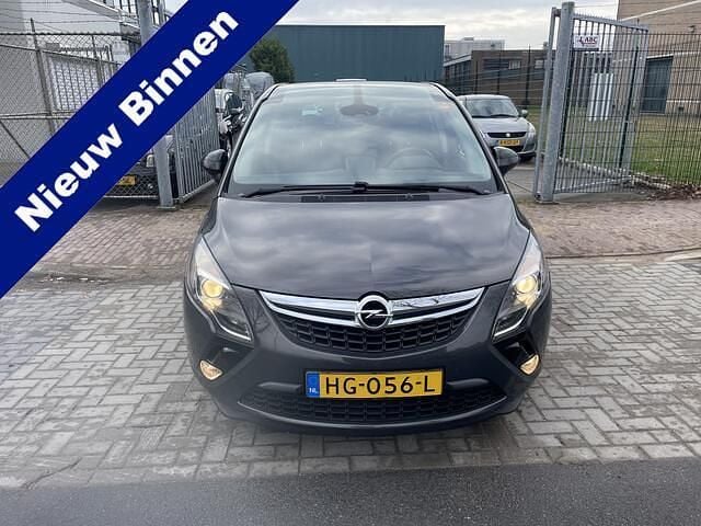 Grijs (metallic) Occasion 2015 Opel Zafira Tourer Business MPV | € 4.650 (Goede deal) - Afbeelding 1/4