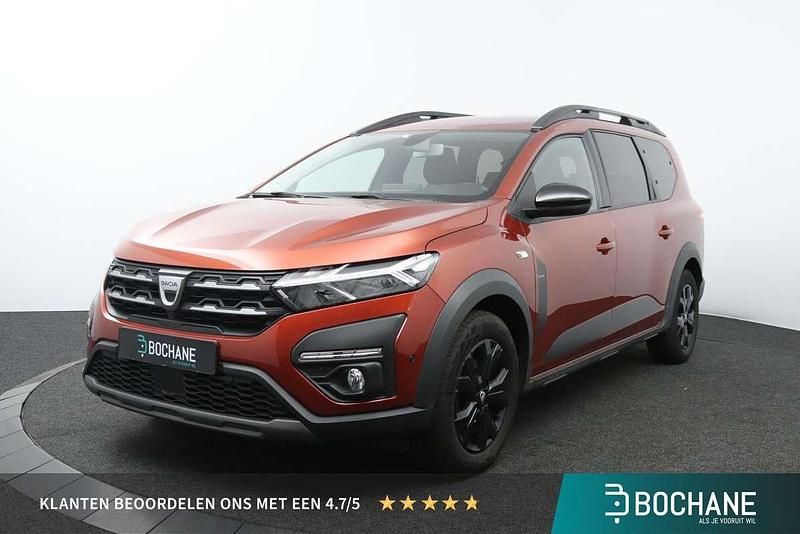 Terracottabruin cnz Gebruikt 2022 Dacia Jogger Extreme MPV | € 17.900 (Eerlijke prijs) - Afbeelding 1/4