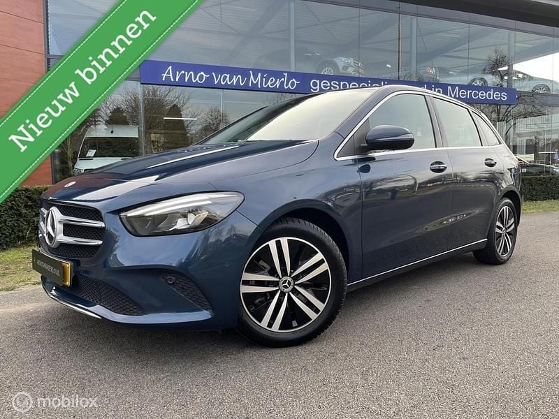 Occasion Mercedes B250 Business 161 PK (118 kW) 2020 Blauw MPV