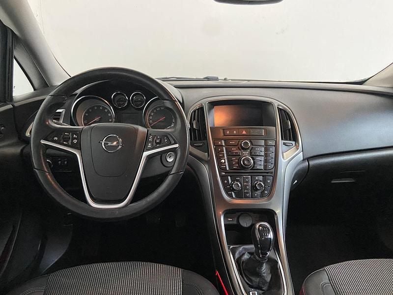 Occasion Opel Astra Cosmo 142 PK (104 kW) 2014 Grijs Hatchback