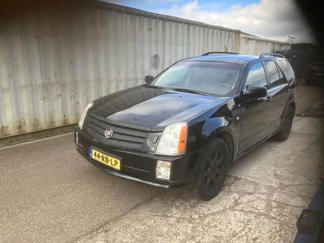 Zwart Gebruikt 2005 Cadillac SRX SUV | € 3.250 - Afbeelding 1/4
