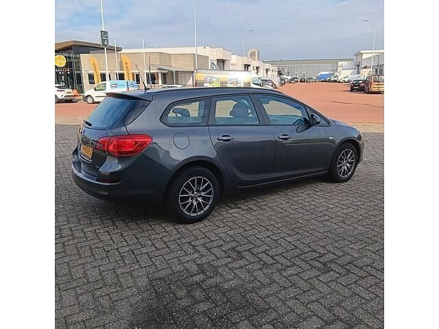 Occasion Opel Astra Cosmo 140 PK (102 kW) 2012 Grijs Stationwagen