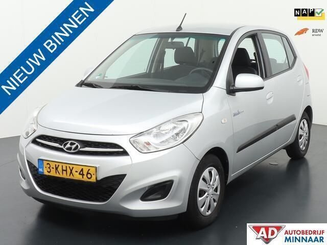 Grijs Gebruikt 2013 Hyundai i10 Hatchback | € 4.750 (Eerlijke prijs) - Afbeelding 1/4