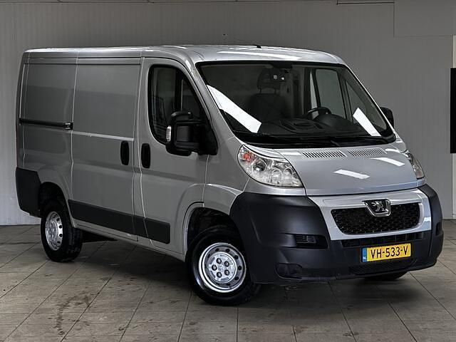 Occasion Peugeot Boxer 131 PK (96 kW) 2014 Grijs (metallic) Van