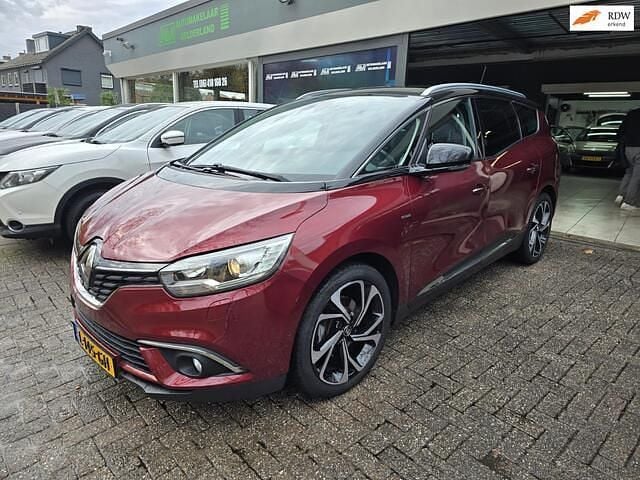 Rood Gebruikt 2017 Renault Grand Scénic IV Bose Edition MPV | € 10.850 (Eerlijke prijs) - Afbeelding 1/4
