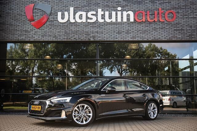 Zwart Gebruikt 2020 Audi A5 Sportback Business Hatchback | € 34.950 (Eerlijke prijs) - Afbeelding 1/4