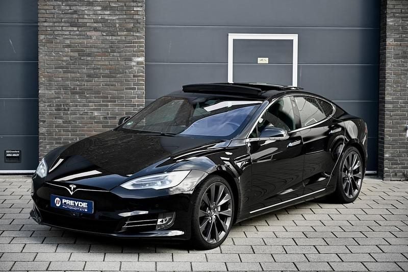 Zwart Gebruikt 2018 Tesla Model S Hatchback | € 28.750 (Eerlijke prijs) - Afbeelding 1/4
