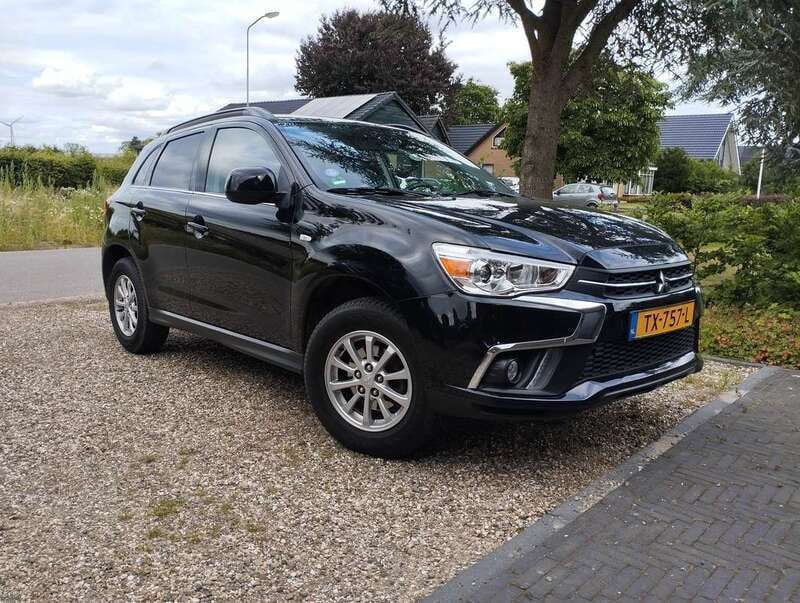 Zwart Gebruikt 2018 Mitsubishi ASX SUV | € 11.995 (Eerlijke prijs) - Afbeelding 1/4