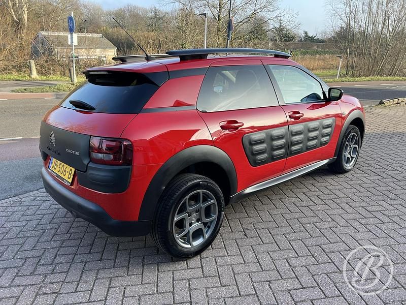 Occasion Citroën C4 Shine 82 PK (60 kW) 2016 Rood SUV