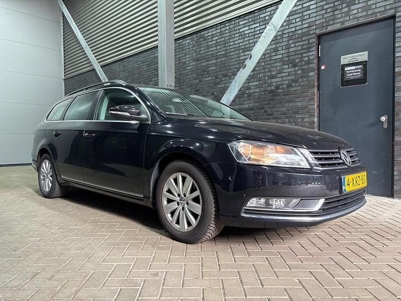 Zwart Gebruikt 2014 VW Passat Comfortline Stationwagen | € 9.900 (Eerlijke prijs) - Afbeelding 1/1