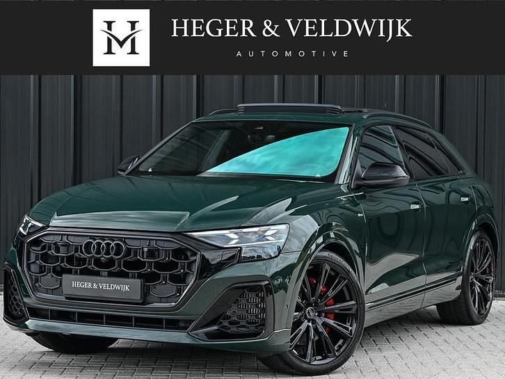 Nieuw 2025 Audi Q8 e-tron Competition SUV | € 125.900 (Duur) - Afbeelding 1/4
