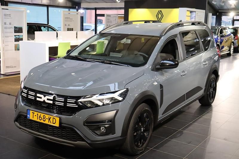 Grijs Gebruikt 2023 Dacia Jogger Extreme MPV | € 20.750 (Eerlijke prijs) - Afbeelding 1/4