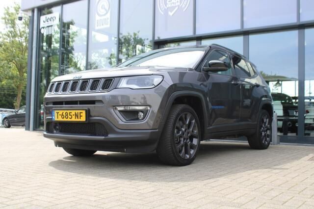 Grijs Occasion 2020 Jeep Compass SUV | € 24.950 - Afbeelding 1/4