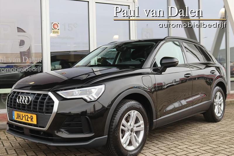 Zwart Gebruikt 2021 Audi Q3 Business SUV | € 28.920 (Goede deal) - Afbeelding 1/4
